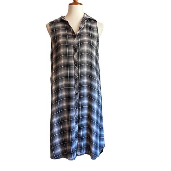 Forever 21 Tops - F21 maxi sleeveless flannel top
